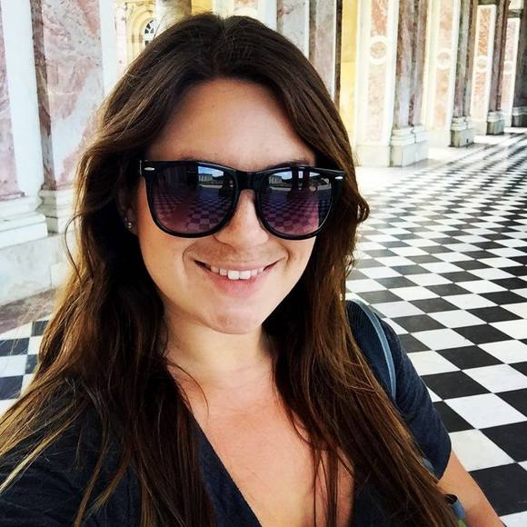 Meet your Posher, Catheryn