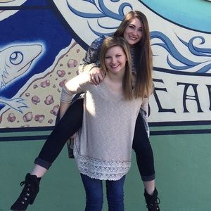 Meet your Posher, Hannah