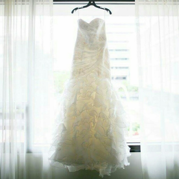 Pronovias wedding dress size 14 - Picture 2 of 4