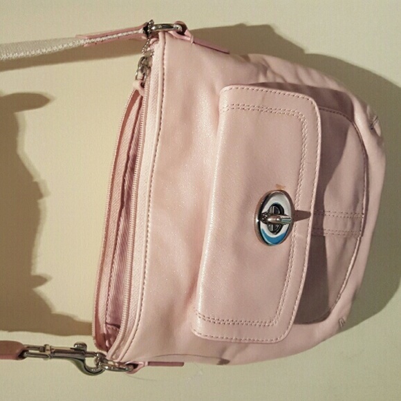 Coach shoulder bag