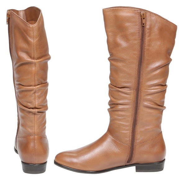 Walk me to the Moon Boots - Picture 2 of 3