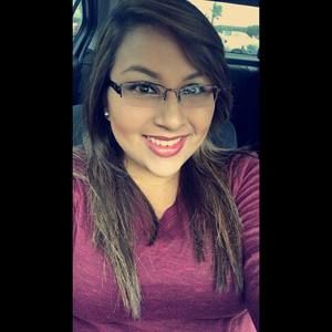 Meet your Posher, Dina