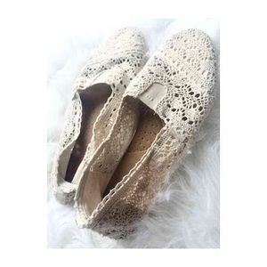 Cream crochet flats