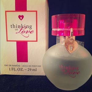 Mary Kay thinking of love perfume - NEW