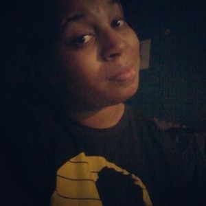 Meet your Posher, Chanelle