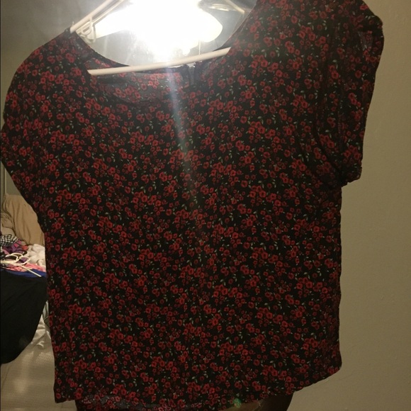 Flower print crop top