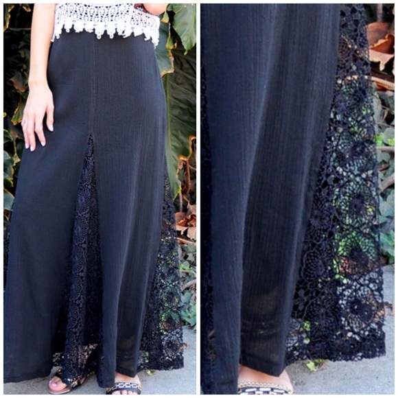 XS & S left❗️Black maxi skirt - Picture 2 of 3