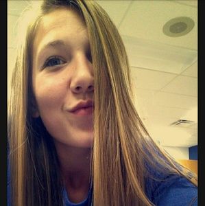 Meet your Posher, Sierra