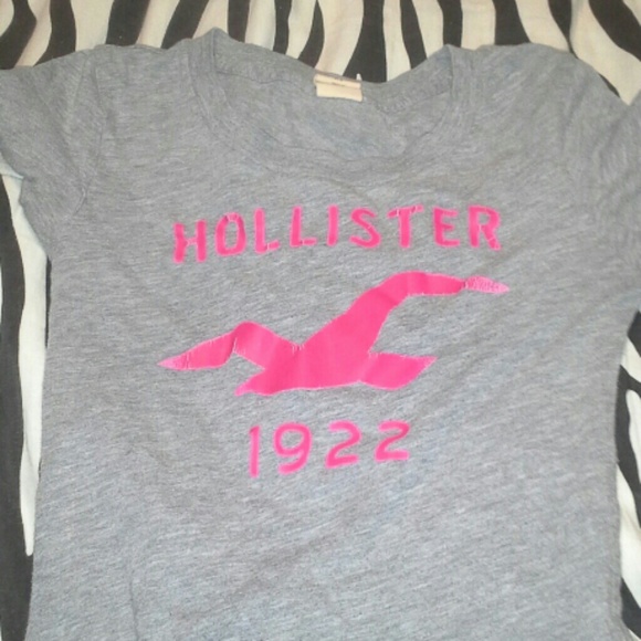 Hollister t-shirt