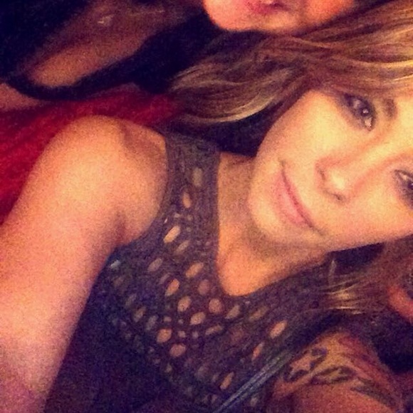 Meet your Posher, Chanea - Picture 2 of 2