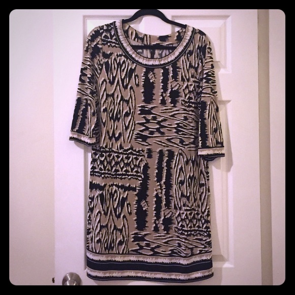BCBG shift dress