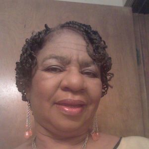 Meet your Posher, Ella