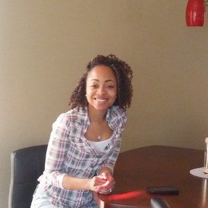 Meet your Posher, Whitney