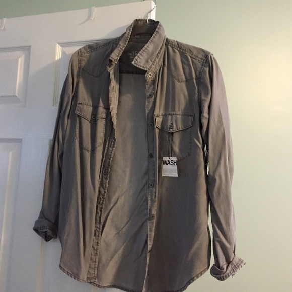 gap button up boyfriend shirt