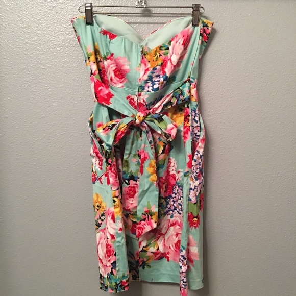 Floral Strapless Dress - Picture 2 of 3