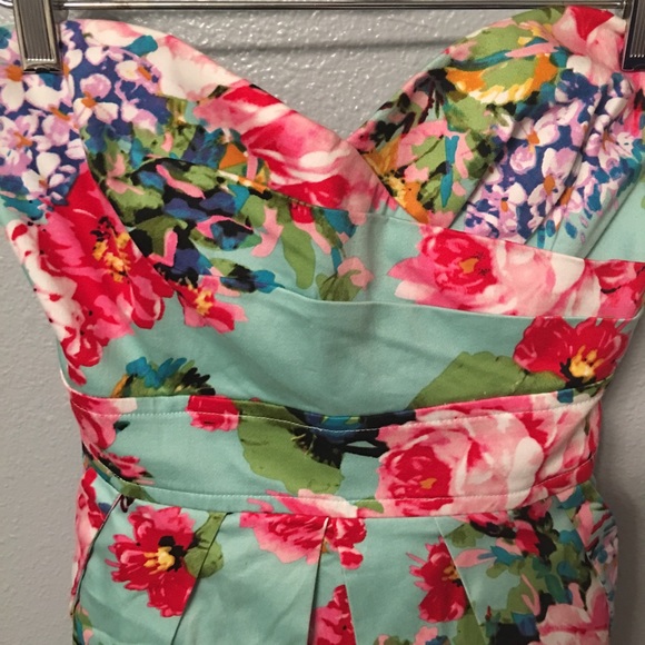 Floral Strapless Dress - Picture 3 of 3