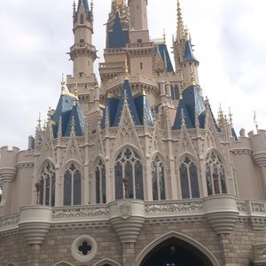 Meet your Posher, Hayley