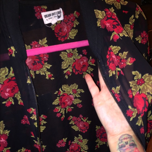 Cute sheer black with floral print.. - Picture 2 of 4