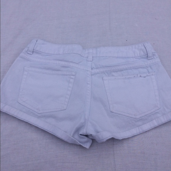 SOLD White Shorts - Picture 3 of 3