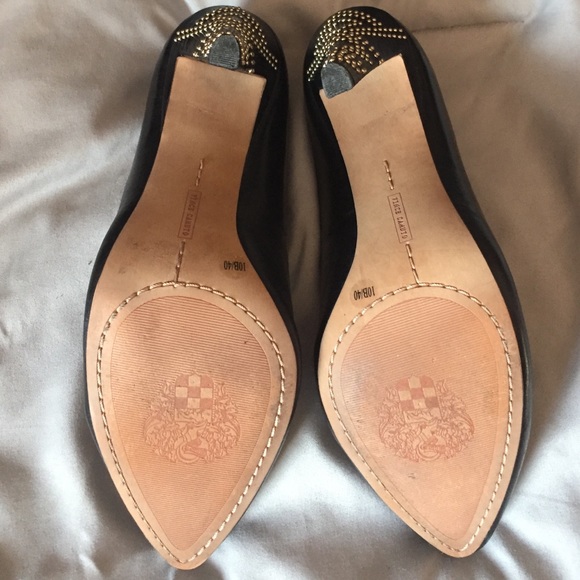 Vince Camuto pumps stud detail heel - Picture 2 of 6
