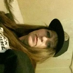 Meet your Posher, Kim