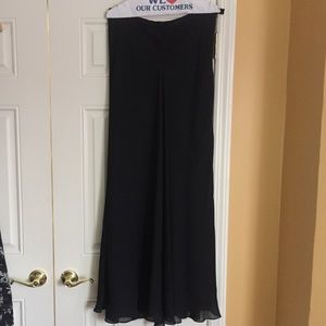 Black skirt, great condition, worn once