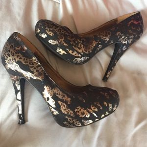 Black with metallic cheetah leopard