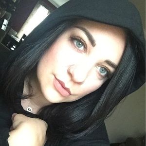 Meet your Posher, Candice