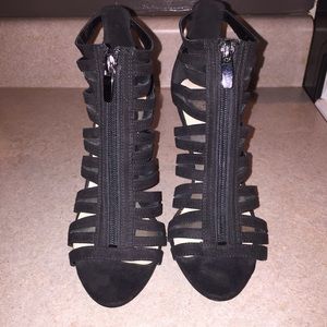 🎀NEW Nine West strappy sandals🎀