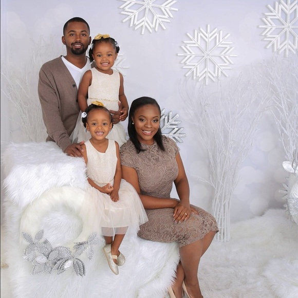 Meet your Posher, Mona - Picture 5 of 8