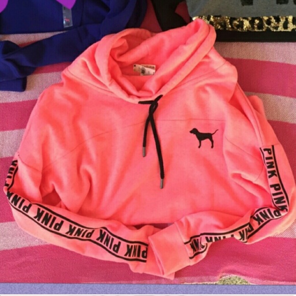 ❌SOLD LOCALLY❌ Victoria Secret Pink Cowl Neck