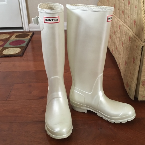 Size 6 Hunter boots