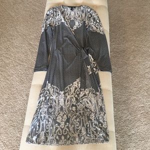 BCBG MAXAZRIA Black and White Wrap Dress Small