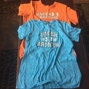 Bundle of two UA tees