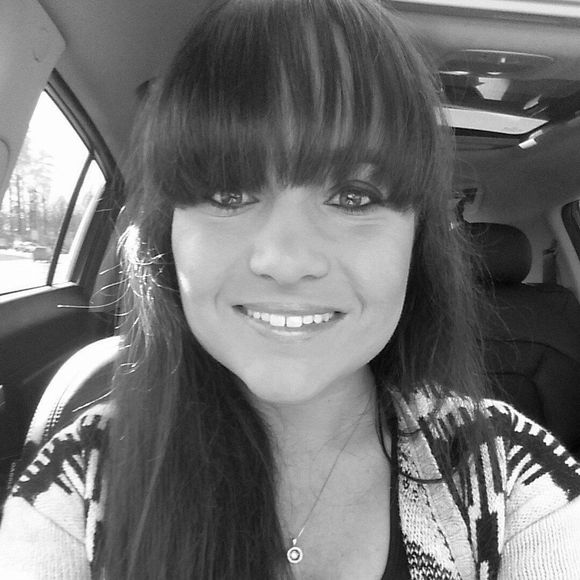 Meet your Posher, Allison - Picture 1 of 1