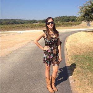 Meet your Posher, Nastasha