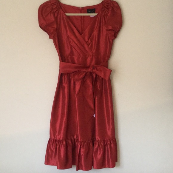 HP! 🎉🎉 Max and Cleo Red Dress. Size 2 - Picture 3 of 4