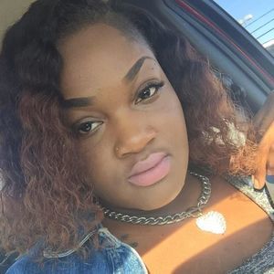 Meet your Posher, Alisha