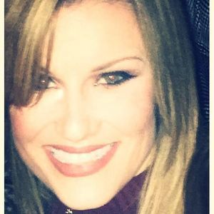 Meet your Posher, Annette