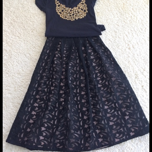 NWT Francesca's a line skirt