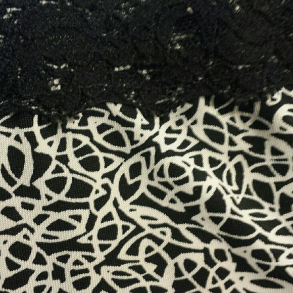 Black & White Blouse - Picture 3 of 3