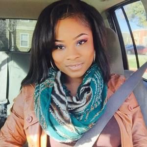 Meet your Posher, Abigail