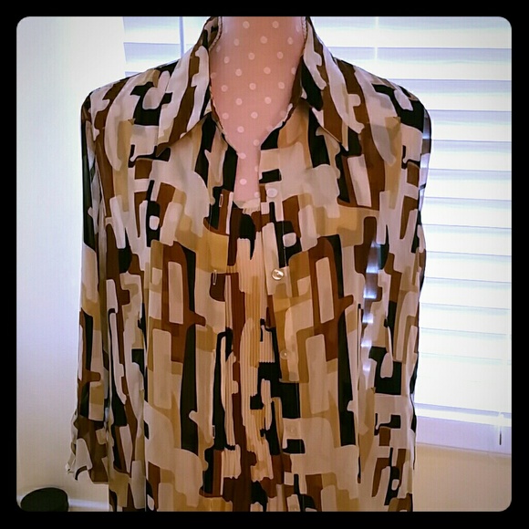 2 Piece Tank & Blouse Abstract design Cute!