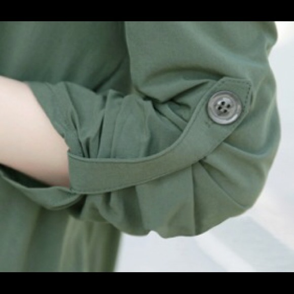 "Tough chick" trench coat - Picture 2 of 3