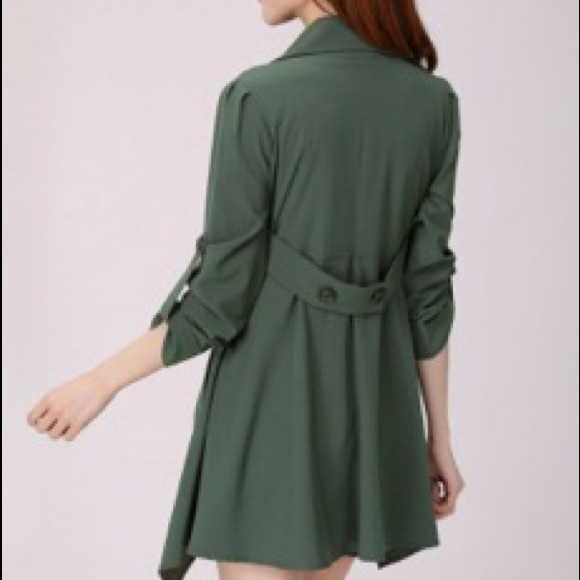 "Tough chick" trench coat - Picture 3 of 3