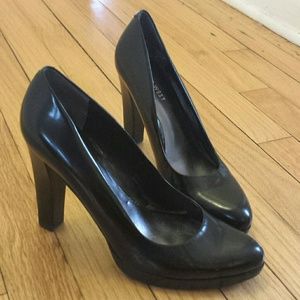 Nine West chunk black heels