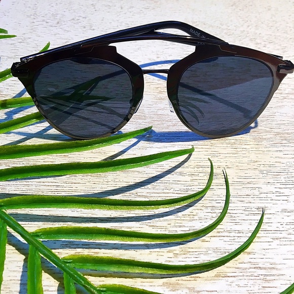 The "Nixon" is on SALE!