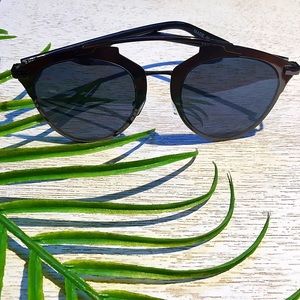 The "Nixon" is on SALE!