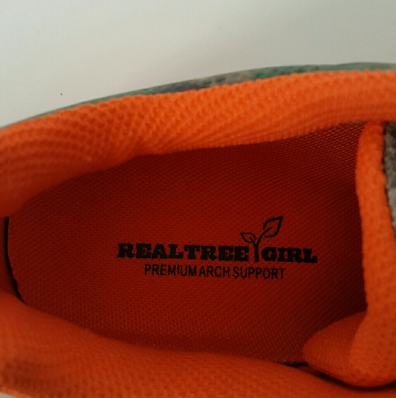 Realtree Woman's Mamba Hiking Shoe - Picture 4 of 4