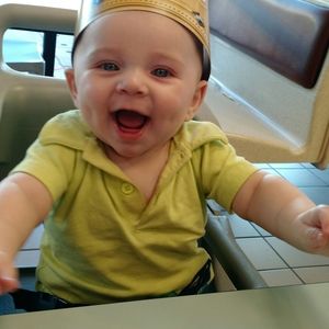 Meet your Posher, Crystal